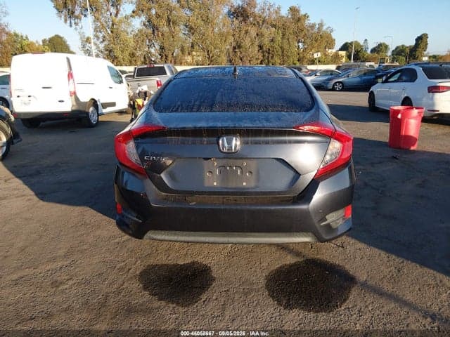 2018 HONDA CIVIC EX 17