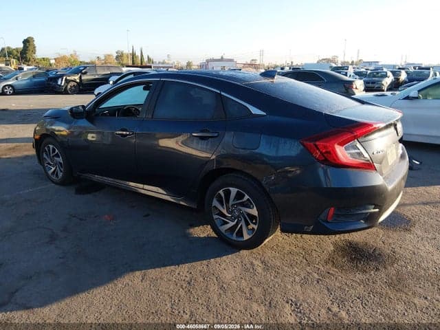 2018 HONDA CIVIC EX 3