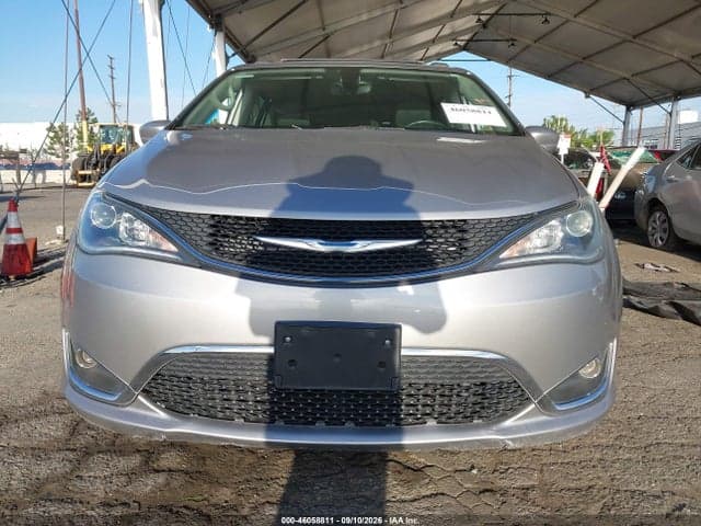 2018 CHRYSLER PACIFICA TOURING L 12