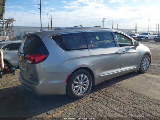 2018 CHRYSLER PACIFICA TOURING L 4