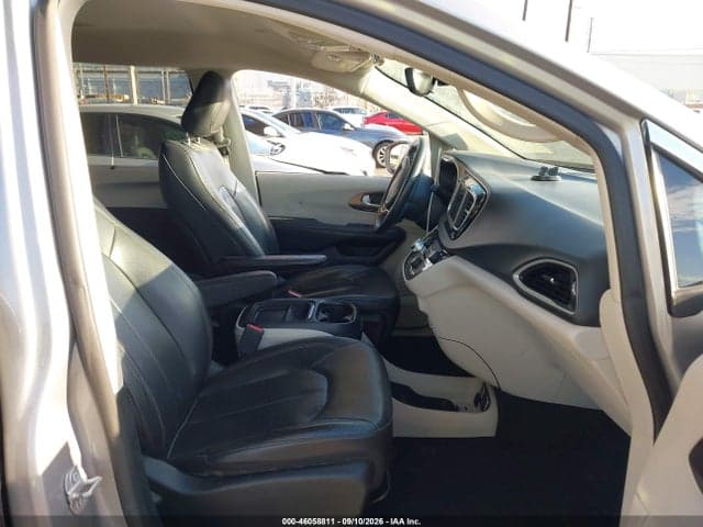 2018 CHRYSLER PACIFICA TOURING L 5
