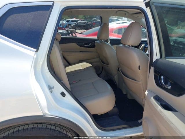 2017 NISSAN ROGUE SL 8
