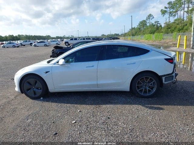 2020 TESLA MODEL 3 13