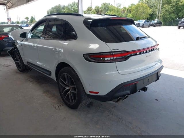 2022 PORSCHE MACAN 3