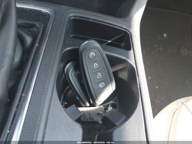 2017 FORD ESCAPE TITANIUM 11