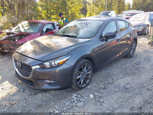 2018 MAZDA MAZDA3 TOURING 2