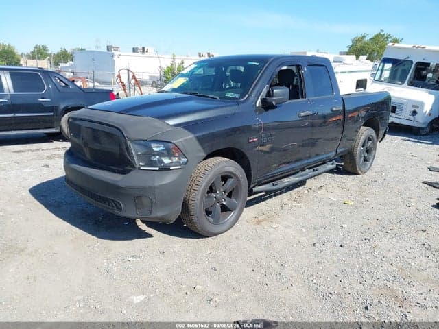 2018 RAM 1500 EXPRESS 4X4 6'4 BOX 2