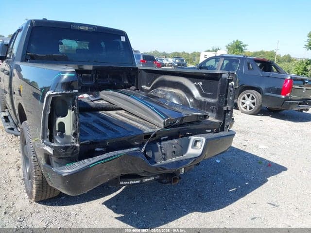 2018 RAM 1500 EXPRESS 4X4 6'4 BOX 6