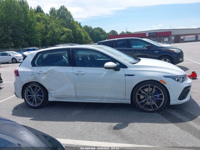 2024 VOLKSWAGEN GOLF R 2.0T 13