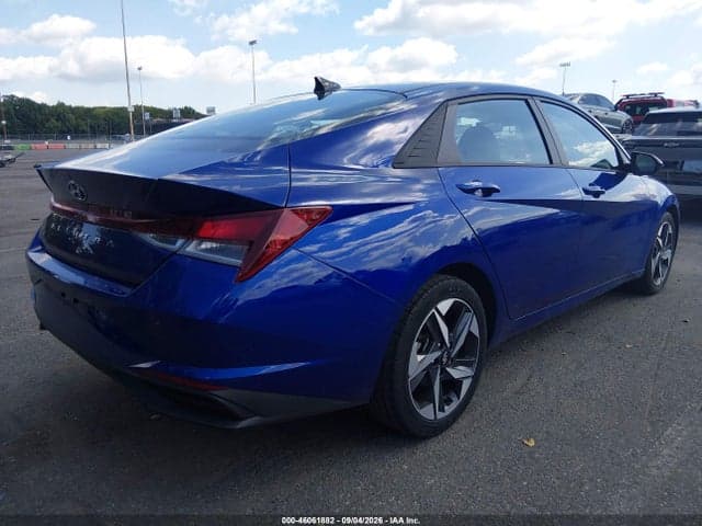 2023 HYUNDAI ELANTRA SEL 4