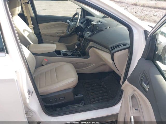 2017 FORD ESCAPE SE 5