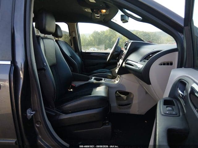 2017 DODGE GRAND CARAVAN SXT 5