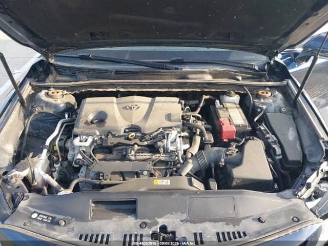 2020 TOYOTA CAMRY SE 10