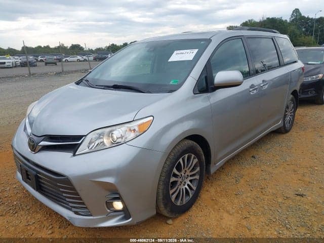 2020 TOYOTA SIENNA XLE PREMIUM 2