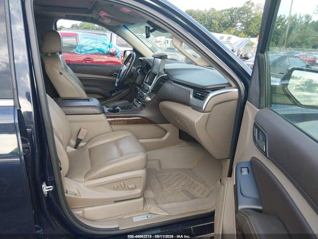 2019 CHEVROLET TAHOE LT 5