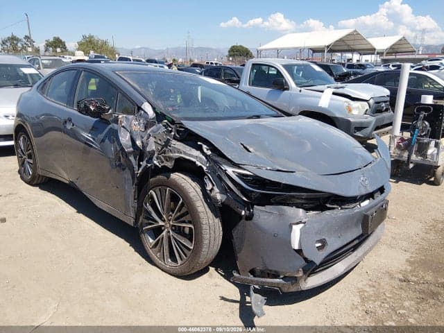 2024 TOYOTA PRIUS XLE