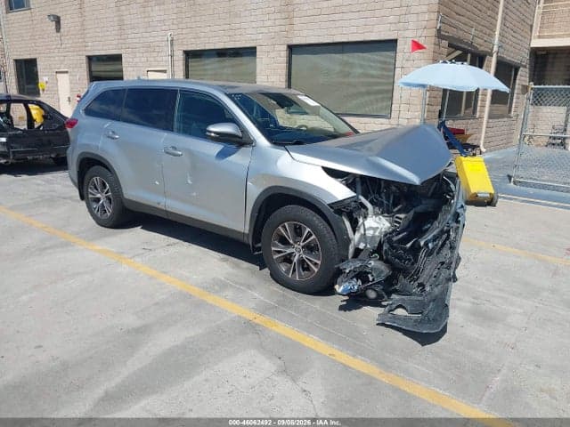 2019 TOYOTA HIGHLANDER LE PLUS 1