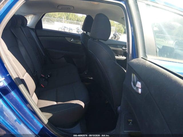 2021 KIA FORTE LXS 4