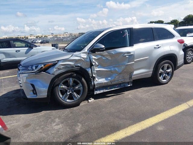 2018 TOYOTA HIGHLANDER LIMITED 2