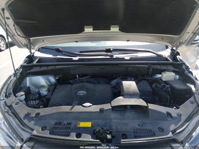 2018 TOYOTA HIGHLANDER LIMITED 10