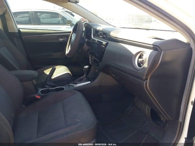 2017 TOYOTA COROLLA LE 5