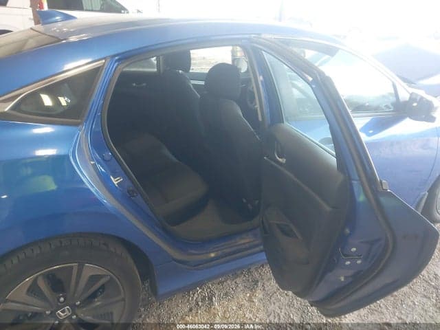 2018 HONDA CIVIC EX-T 8