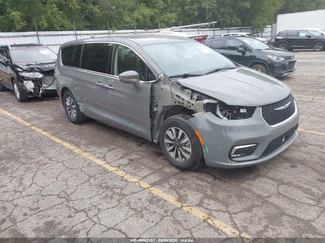 2022 CHRYSLER PACIFICA HYBRID TOURING L