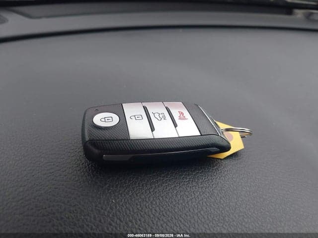 2017 KIA NIRO EX 11