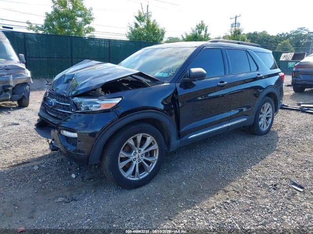 2022 FORD EXPLORER XLT 2