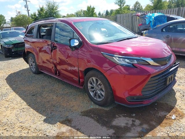 2021 TOYOTA SIENNA LE