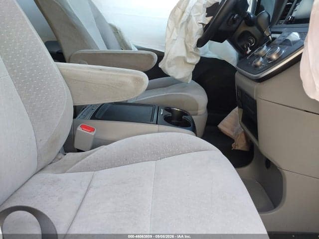 2020 TOYOTA SIENNA LE 5