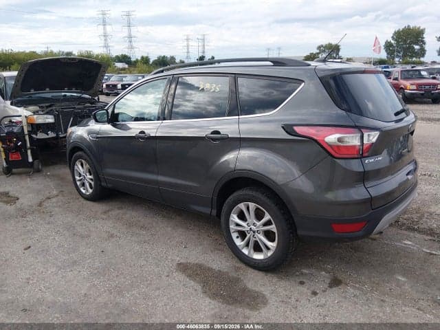 2017 FORD ESCAPE SE 3