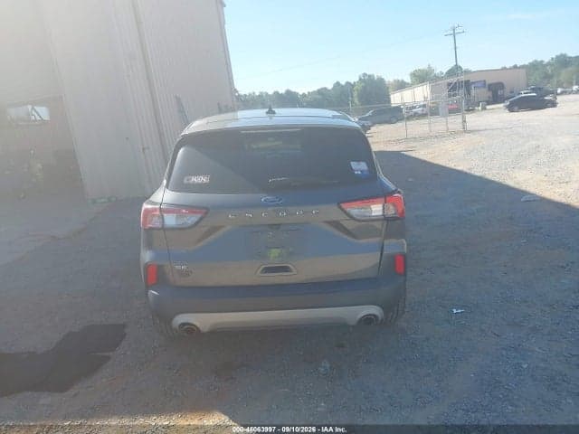 2021 FORD ESCAPE SE 16