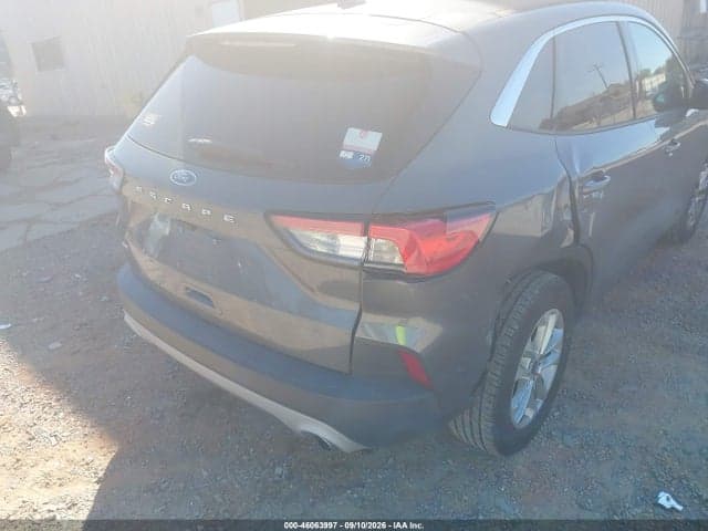 2021 FORD ESCAPE SE 6