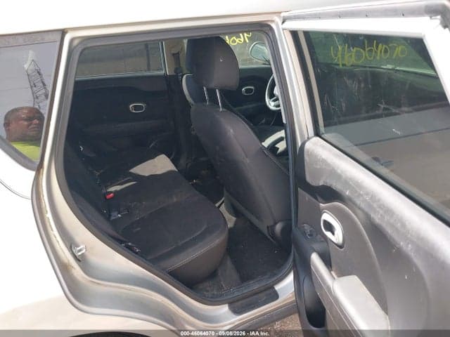 2017 KIA SOUL 8