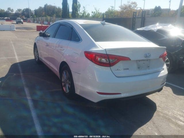 2017 HYUNDAI SONATA SE 3