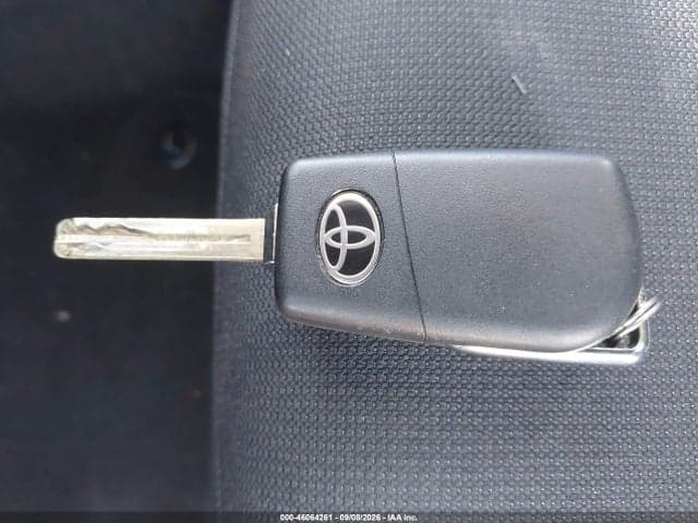 2025 TOYOTA COROLLA LE 11