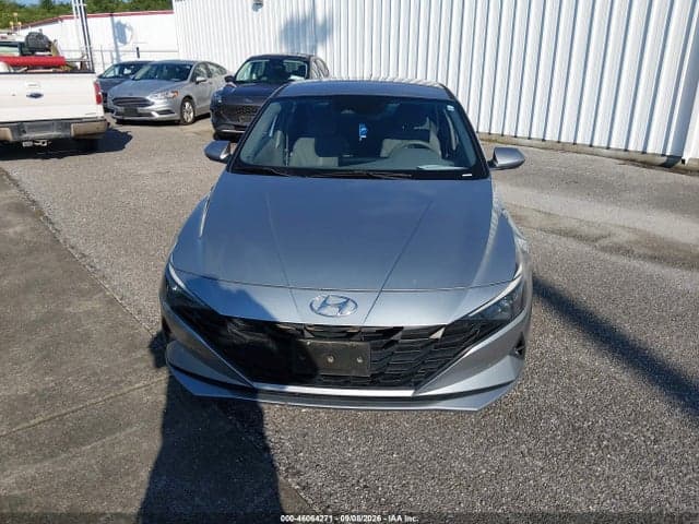 2021 HYUNDAI ELANTRA SE 17