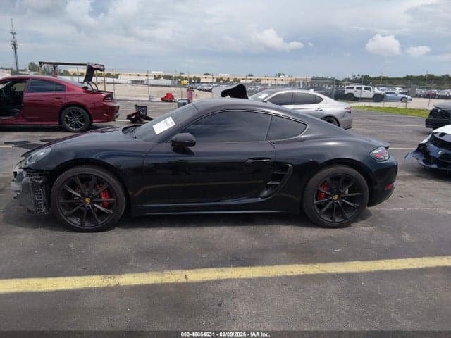 2018 PORSCHE 718 CAYMAN 14