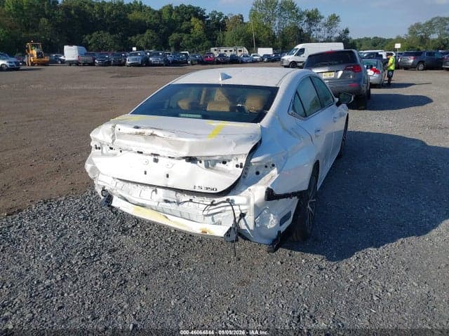 2024 LEXUS ES 350 17