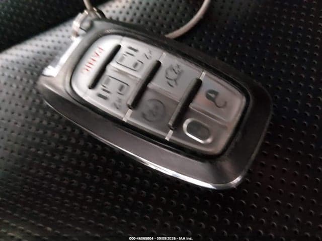 2018 CHRYSLER PACIFICA LIMITED 11