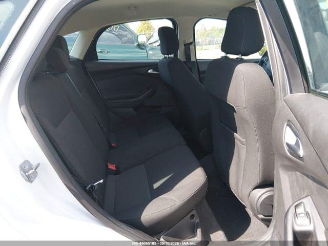 2018 FORD FOCUS SE 8