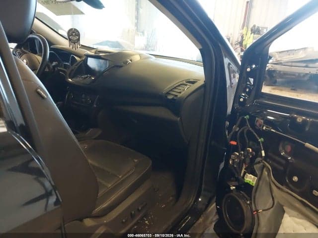 2017 FORD ESCAPE TITANIUM 5