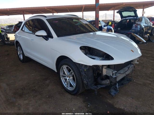 2022 PORSCHE MACAN 1