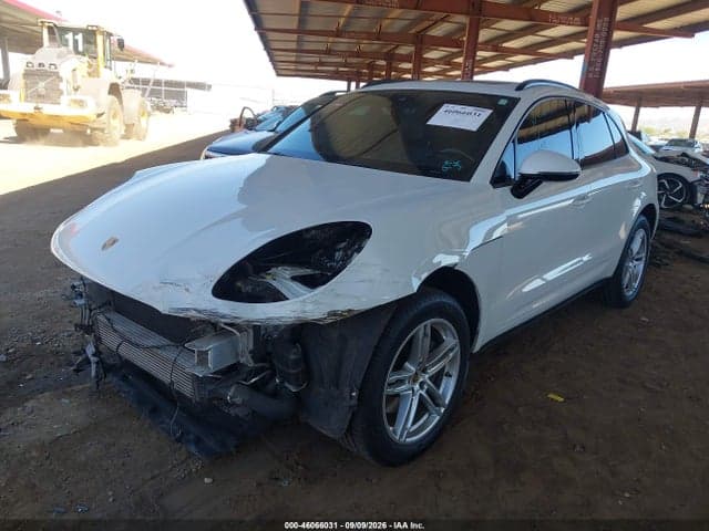 2022 PORSCHE MACAN 2
