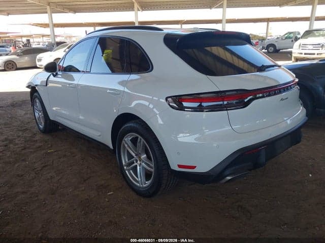 2022 PORSCHE MACAN 3