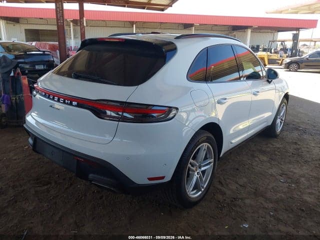 2022 PORSCHE MACAN 4