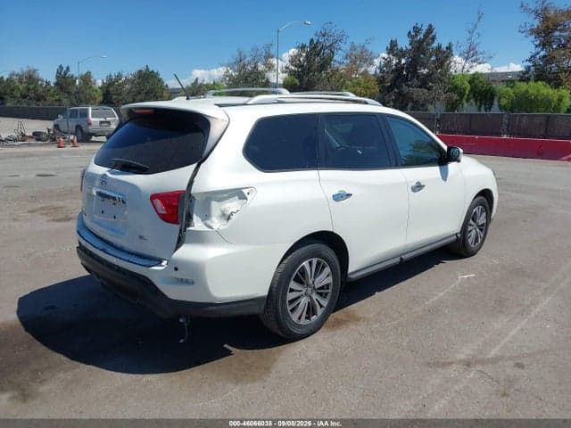 2017 NISSAN PATHFINDER SL 4