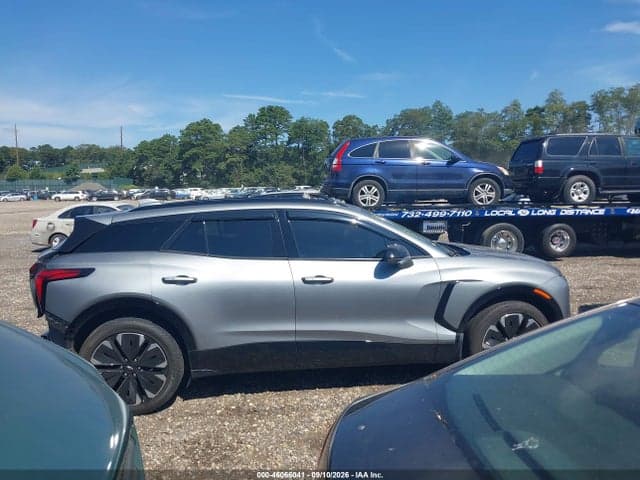 2024 CHEVROLET BLAZER EV EAWD RS 13