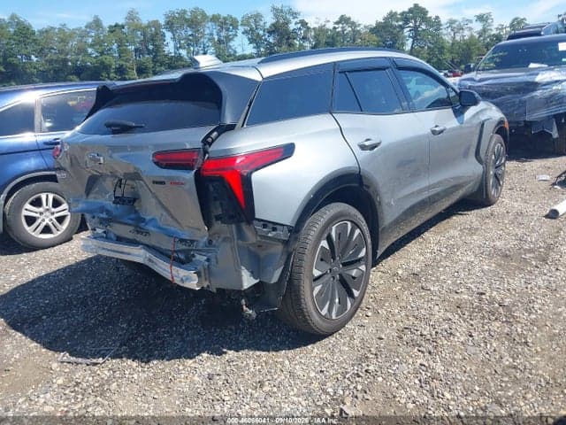 2024 CHEVROLET BLAZER EV EAWD RS 4